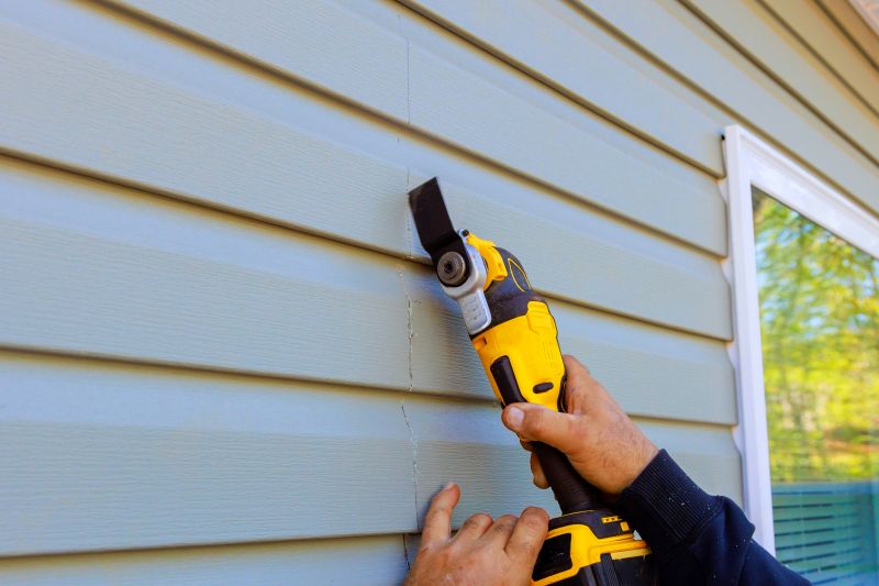 Vinyl Siding Repair - Expert Work - Image 2